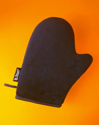 i don't want tan on my hands... rękawica do samoopalacza