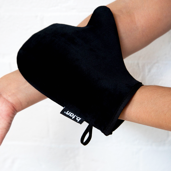 i don't want tan on my hands