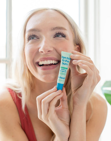 bye bye to the burn chłodzące serum do ust