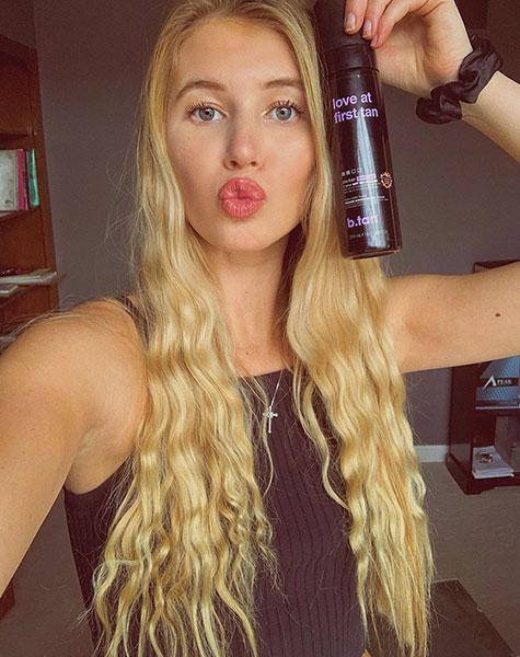 love at first tan pianka samoopalająca